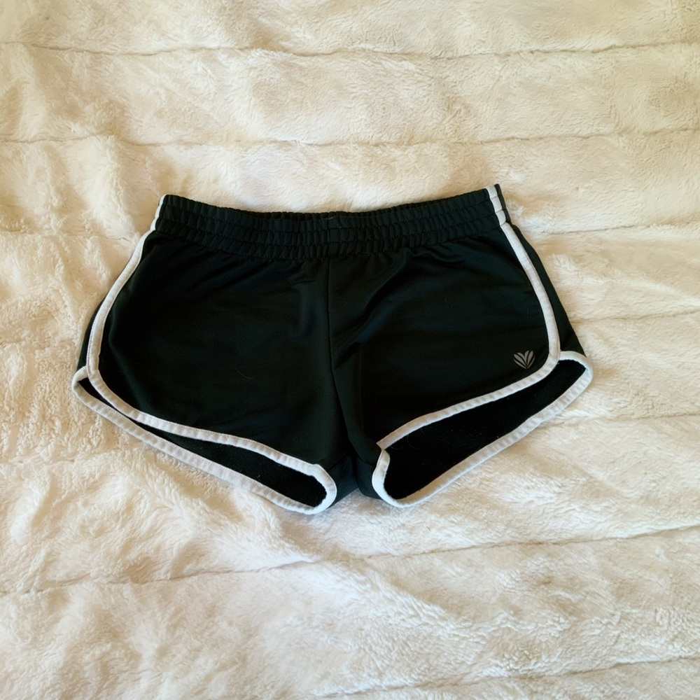 Athletic shorts